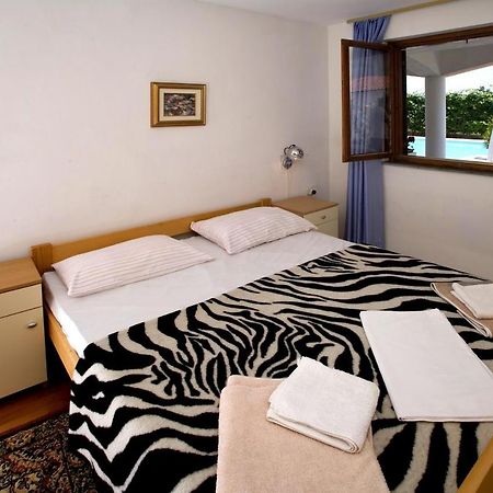 Nova Vas  Apartments Athena מראה חיצוני תמונה