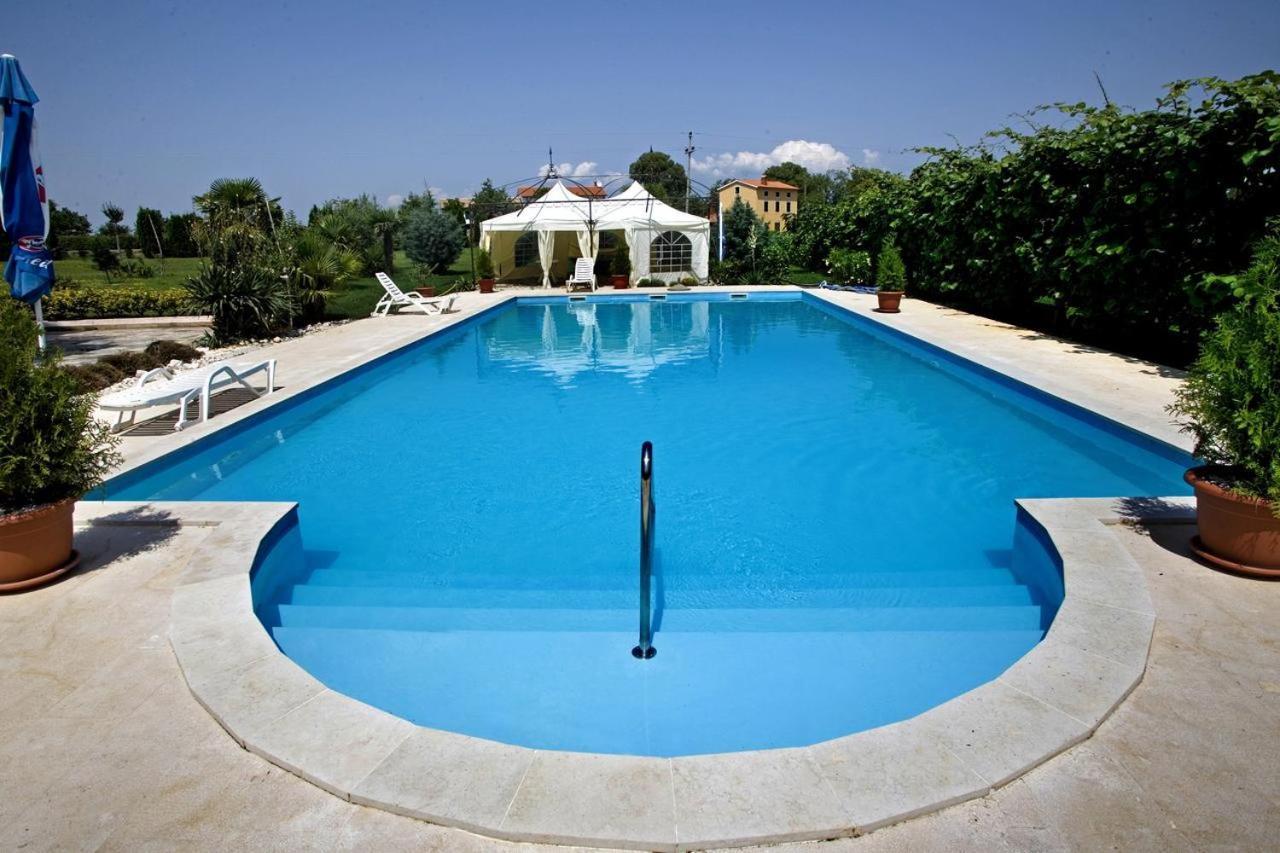 Nova Vas  Apartments Athena מראה חיצוני תמונה